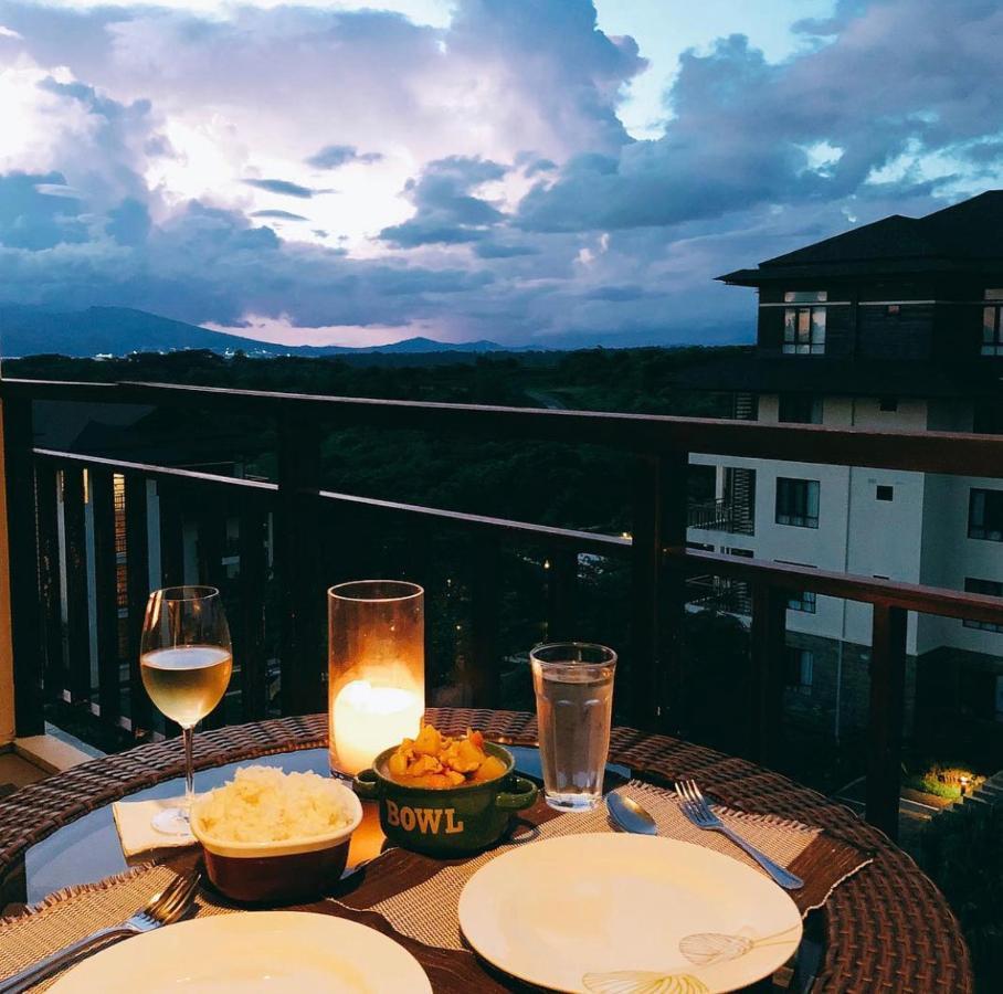 Apartamento Anvaya Cove Penthouse Unit 10-2 Br. Morong  Exterior foto